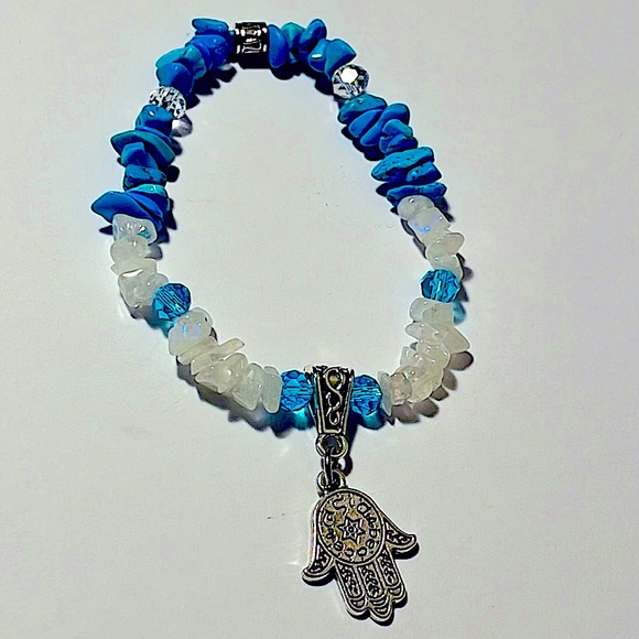 ➡️BOGO!!⬅️ Rainbow Moonstone, Blue Howlite, Swarovski Crystal & Charm Bracelet - Picture 7 of 16